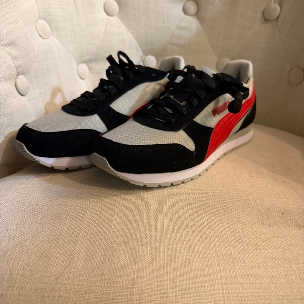 Puma White, Black & Red Comfort Foam Athletic Sneaker